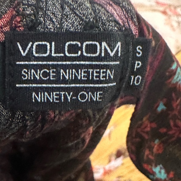 Volcolm sundress - Picture 7 of 9